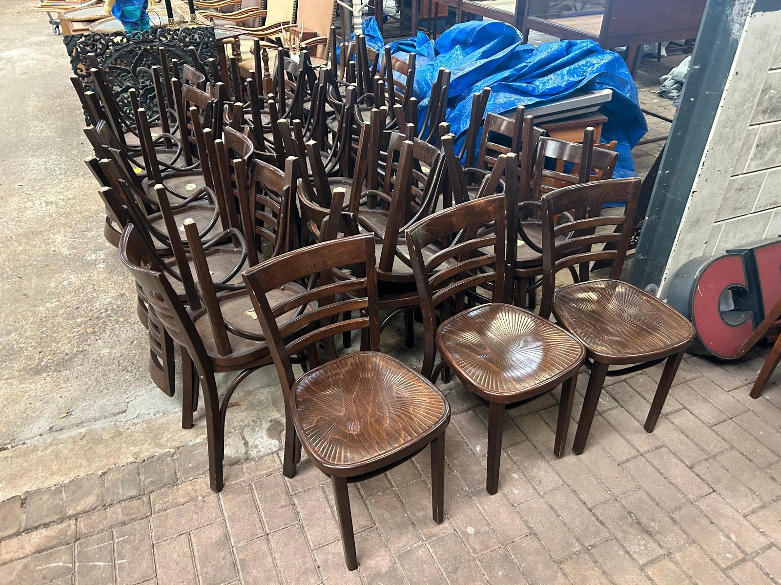Mooie oude café stoelen, Huis en Inrichting, Ophalen of Verzenden