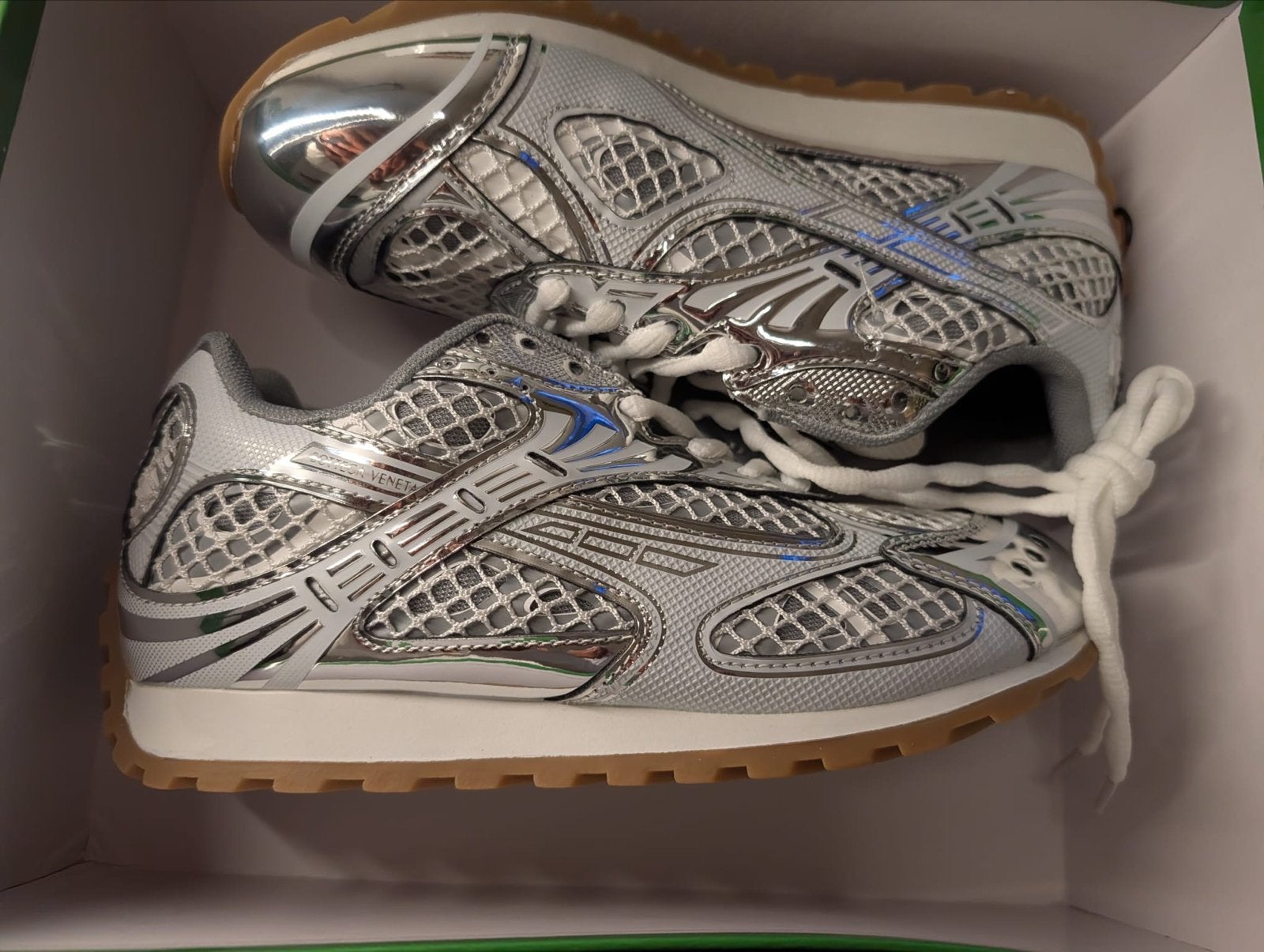 Bottega Veneta Orbit, Kleding | Dames, Schoenen, Zo goed als nieuw, Sneakers of Gympen, Grijs, Ophalen of Verzenden