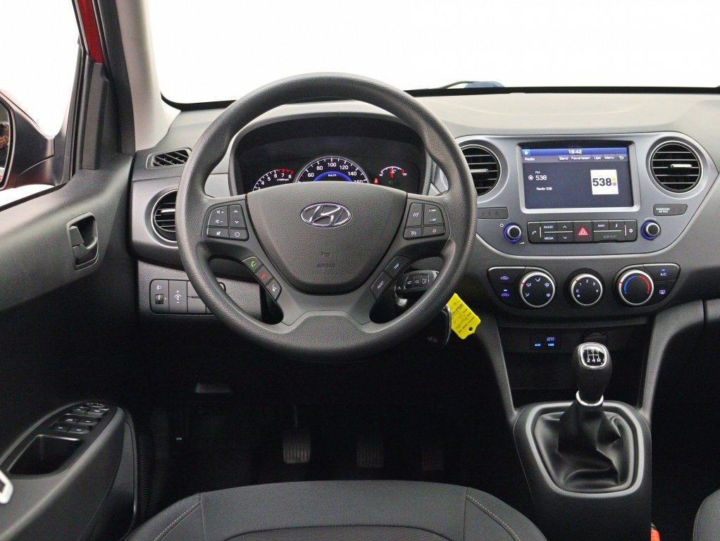 Hyundai i10 1.0i Comfort | Navigatie | Dealer onderhouden |, Auto's, Stof, Gebruikt, 4 stoelen, Bedrijf