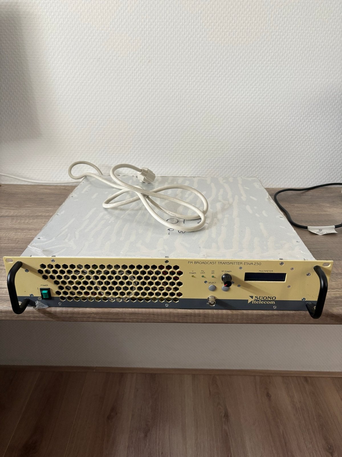 Suono Esva 250 FM Zender 85-108MHz, Telecommunicatie, Zenders en Ontvangers, Ophalen of Verzenden, Gebruikt, Zender