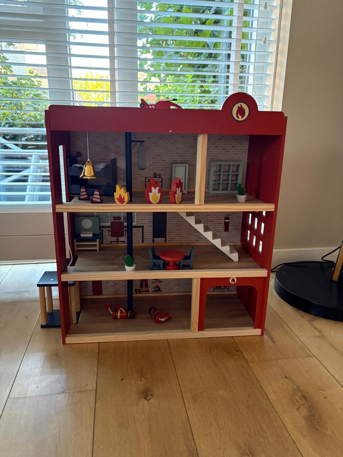 Petite Amelie Brandweerkazerne, Ophalen, Zo goed als nieuw, Poppenhuis