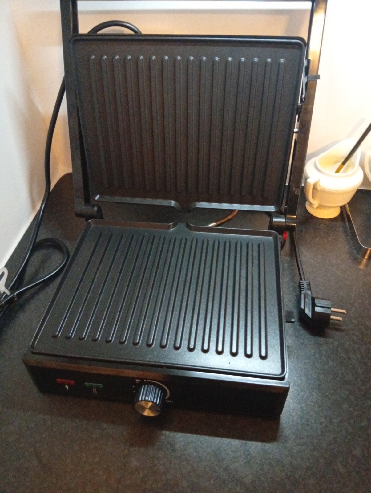 Ochama Grill, Sandwichmaker, Panini grill, Witgoed en Apparatuur, Grillplaten, Ophalen, Vaatwasmachinebestendig, Zo goed als nieuw