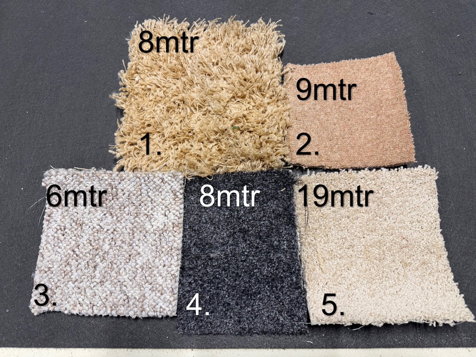 Tapijt restpartijen, voor €9,95 per m², hele rol of per mtr, Ophalen, Crème, Nieuw, Nvt