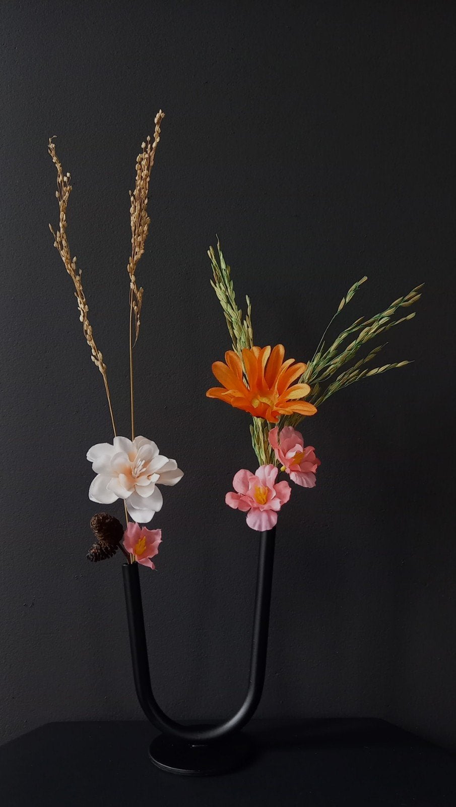 Kunst- en Droogbloemen met zwart metalen bloemenhouder H40cm, Ophalen of Verzenden, Nieuw