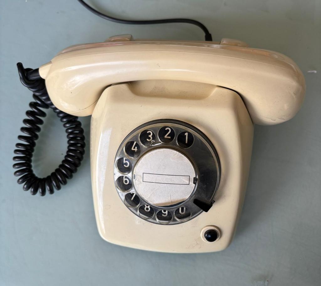 PTT T65 de Luxe draaischijf telefoon, crème, Ophalen of Verzenden, Gebruikt, Met draaischijf
