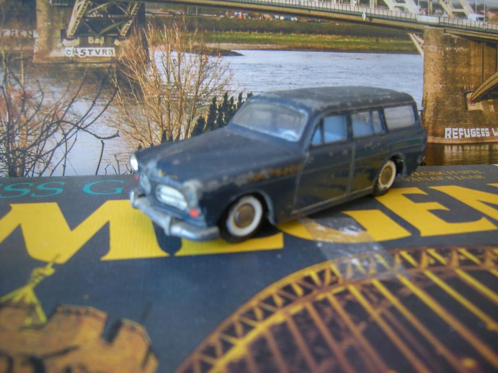 TEKNO / let op mis achter klep volvo model  metaal 1/43, Ophalen of Verzenden, Gebruikt, Auto, Overige merken