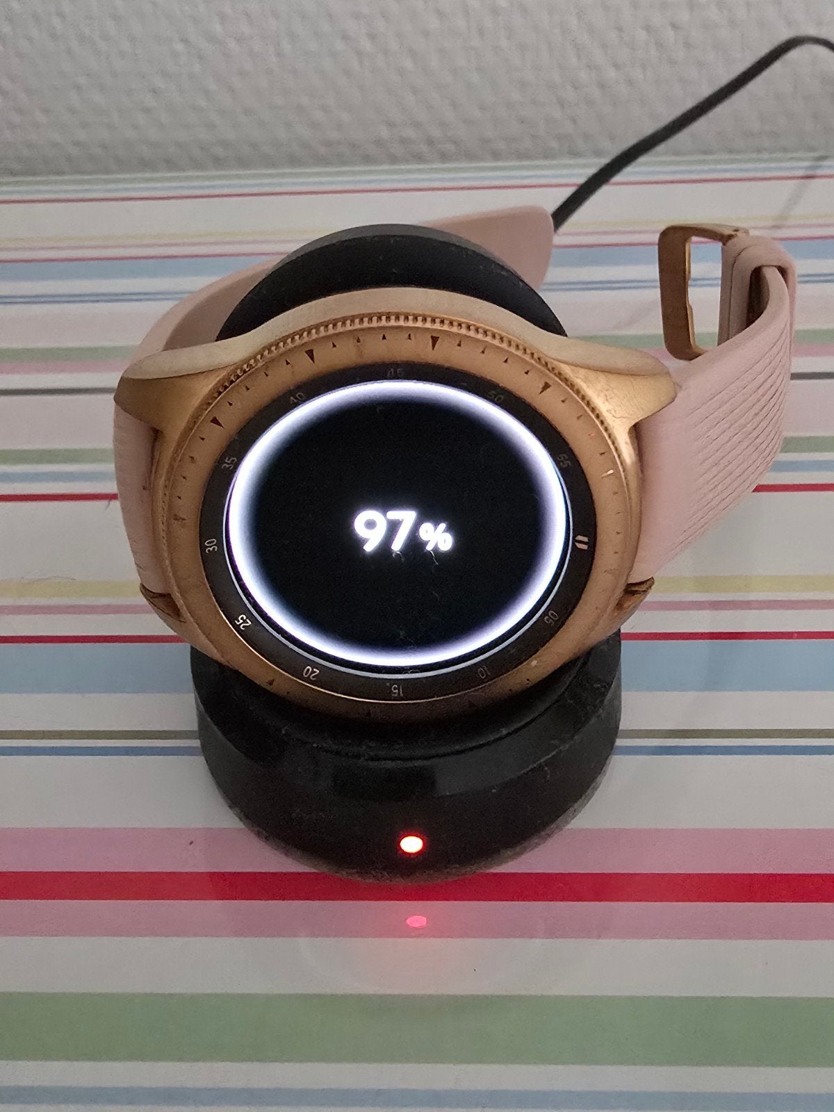 Samsung Galaxy Watch (42mm) Roségoud met Roze Bandje, Gebruikt, Ophalen of Verzenden, Samsung, Android