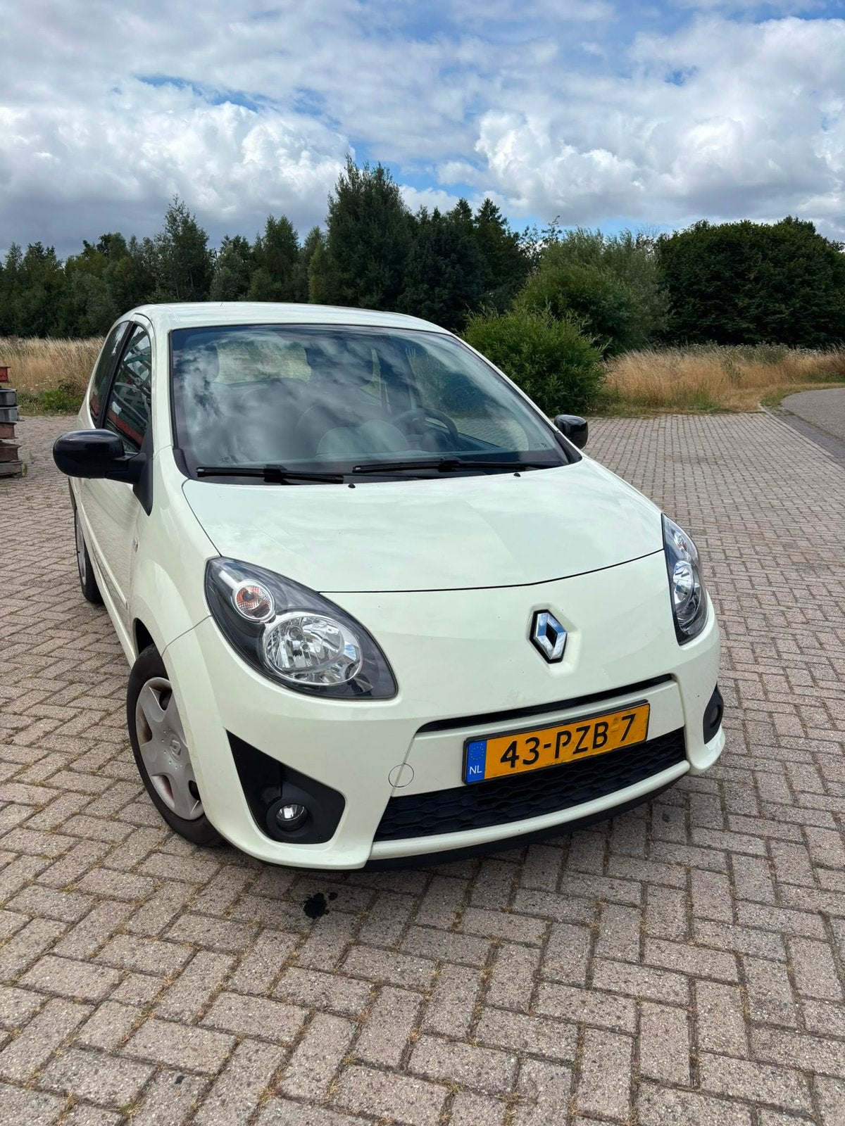 Renault Twingo 1.2 16V 2011, Auto's, 839 kg, Twingo, 74 pk, 4 cilinders