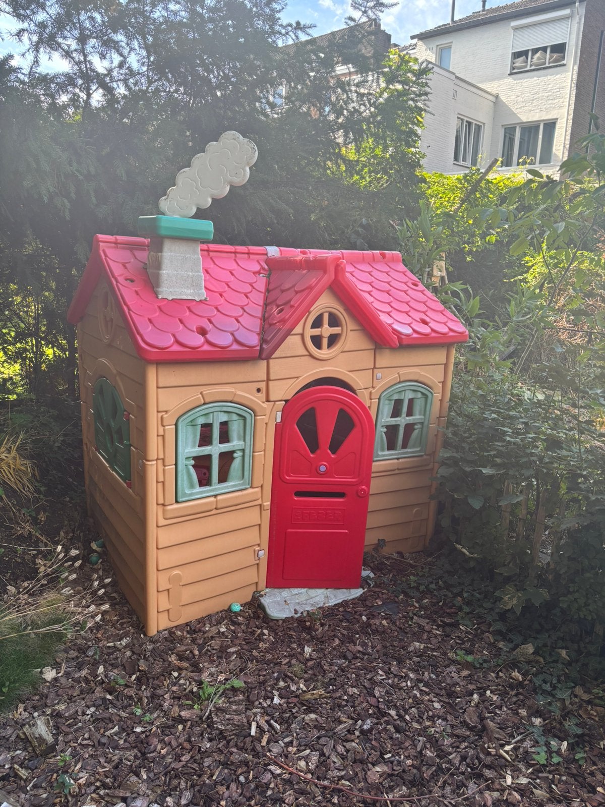 Feber speelhuisje, Ophalen, Zo goed als nieuw, Kunststof