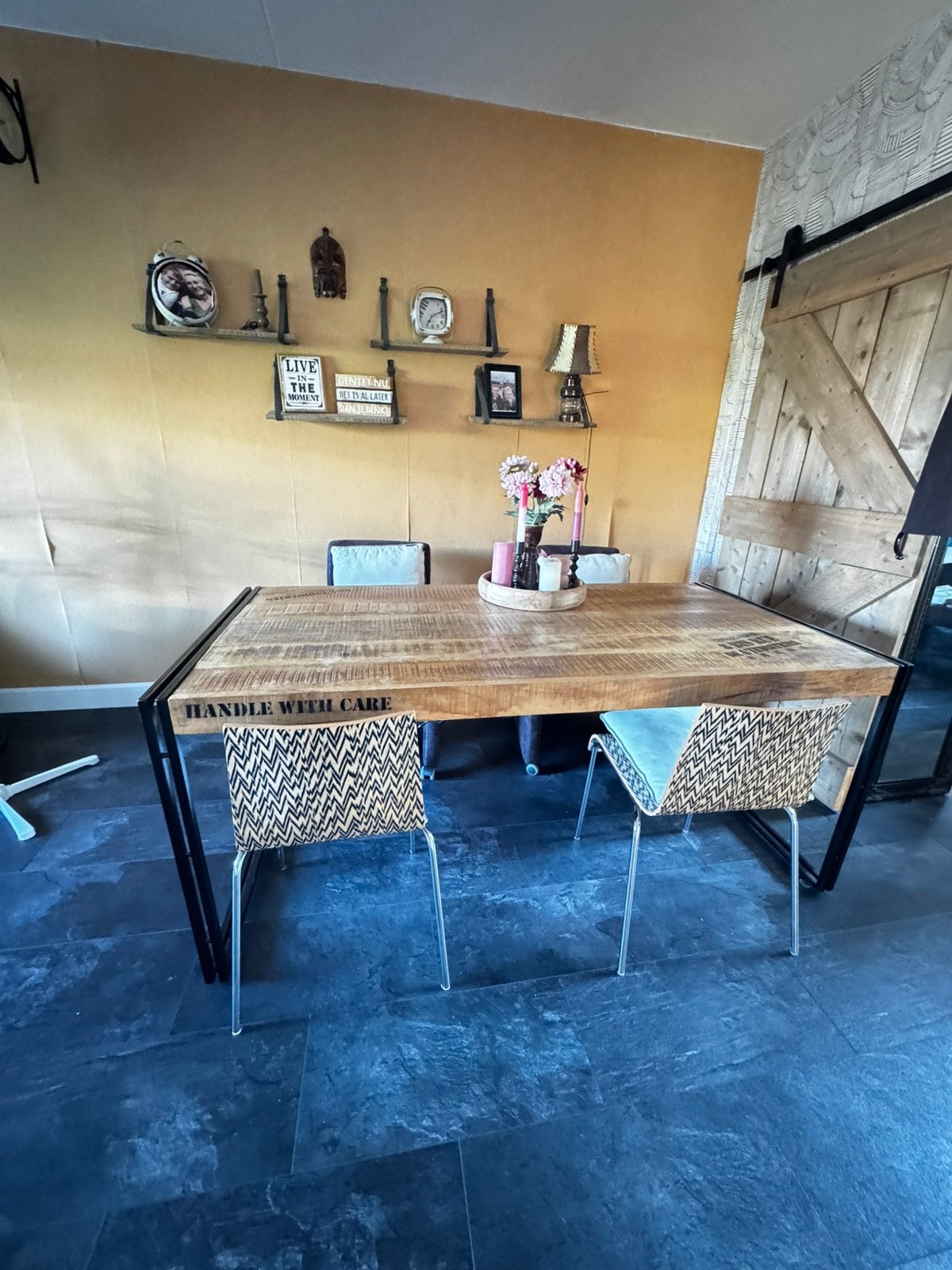 Mango eettafel, Ophalen, Zo goed als nieuw, Rechthoekig, 50 tot 100 cm