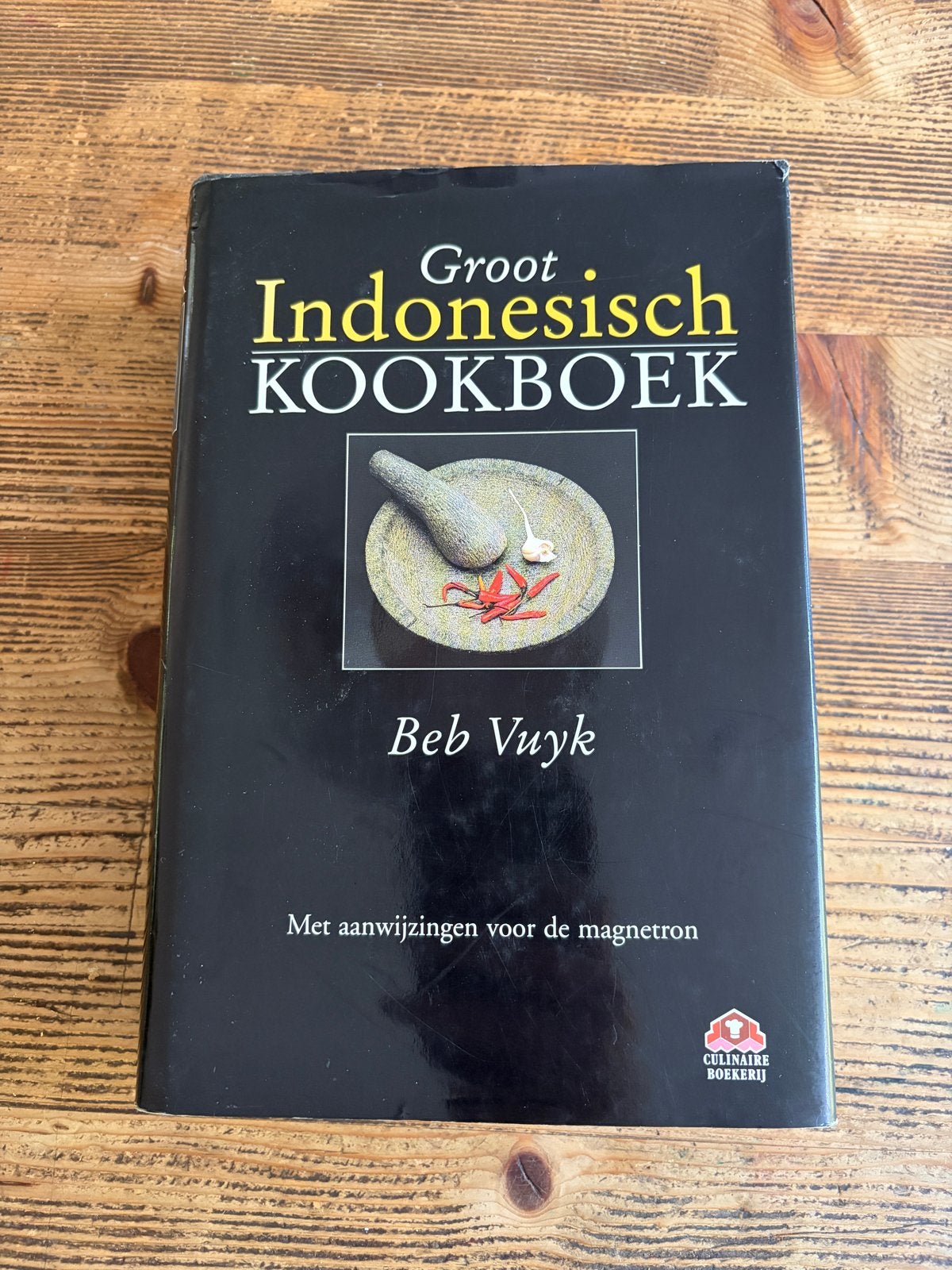 Groot Indonesisch Kookboek - Beb Vuyk, Boeken, Ophalen of Verzenden, Gelezen, Azië en Oosters, Voorgerechten en Soepen