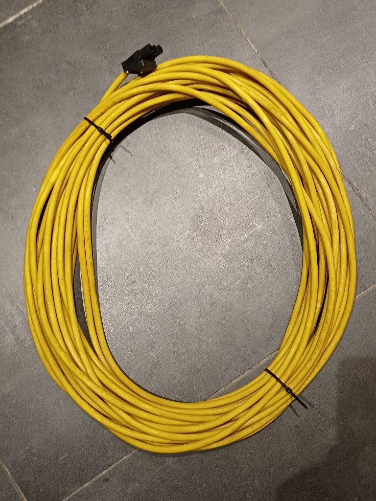 pur kabel 3x1,5mm, Doe-het-zelf en Verbouw, Elektra en Kabels, Ophalen of Verzenden, Gebruikt, Overige merken, Kabel of Snoer