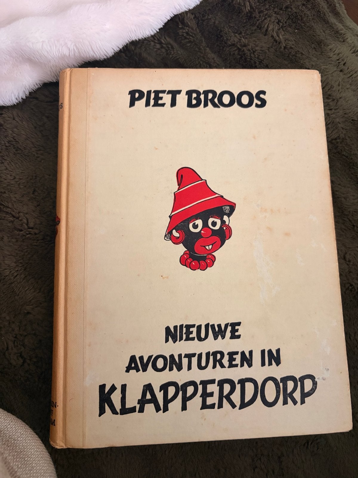 Piet Broos - Nieuwe Avonturen in Klapperdorp (Vintage), Ophalen of Verzenden, Gelezen, Fictie algemeen