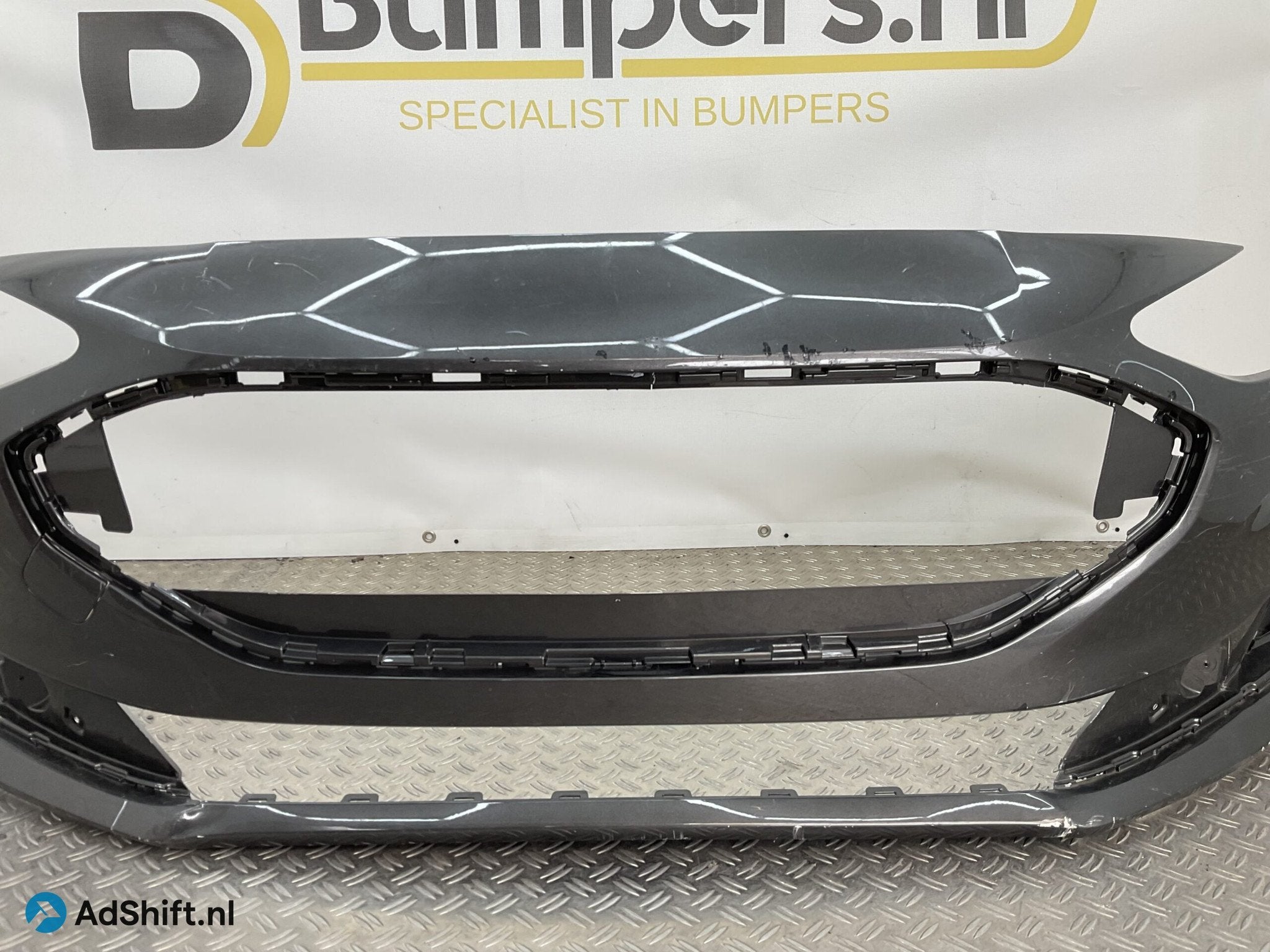 Bumper Ford Focus MK4 22- NX7B-17C831-AA Voorbumper D9-18956, Bumper