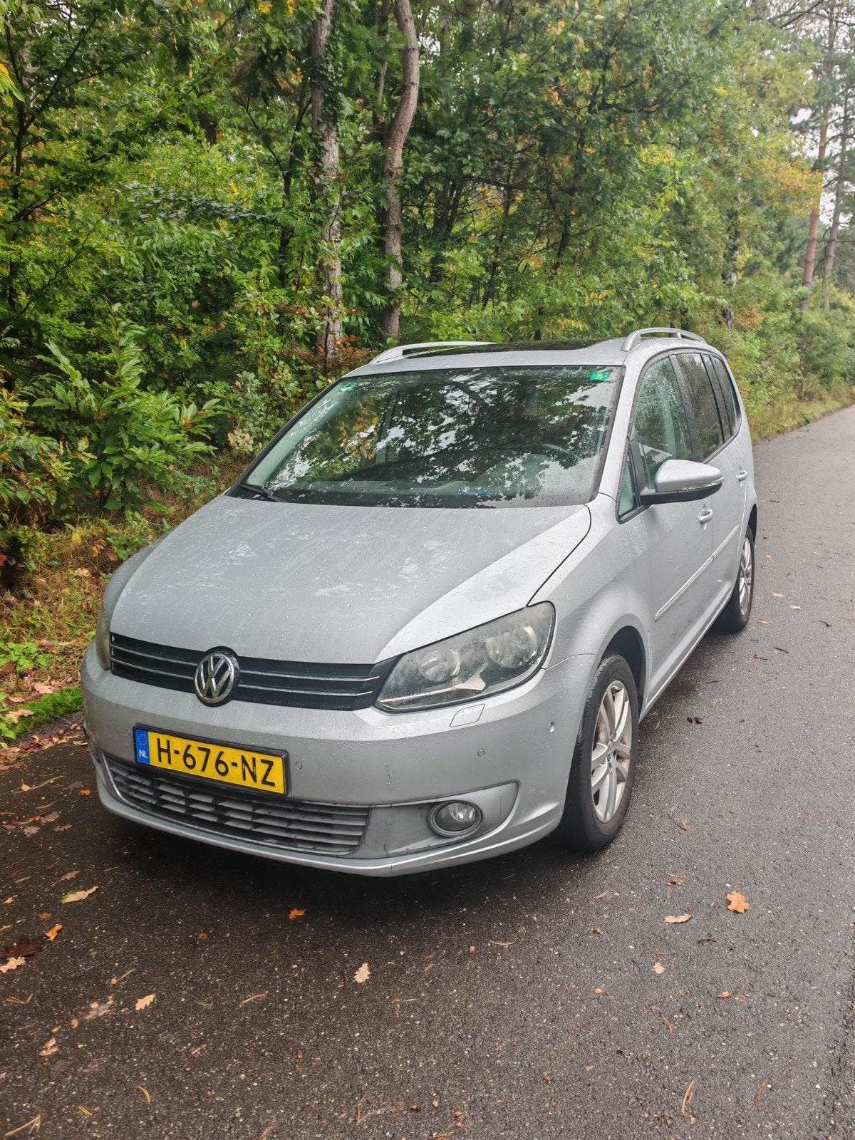 ​ VW Touran 1.4 TSI Highline -Automaat Vol Opties & Topstaat, Auto's, Volkswagen, 15 km/l, 4 cilinders, 1436 kg, 75 €/maand