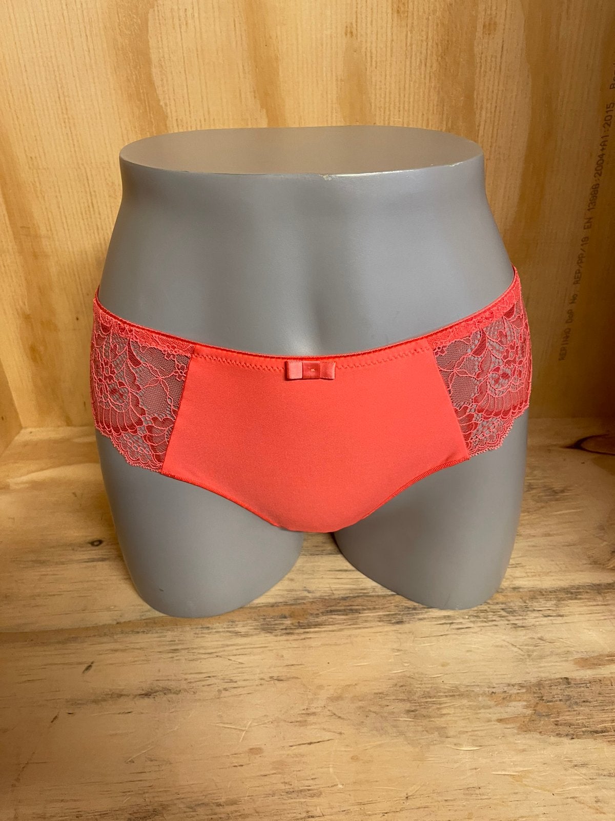 Dacapo string maat 44 en 46 festivo, Verzenden, Overige kleuren, String