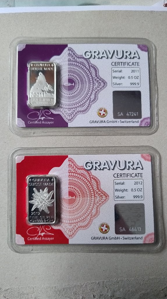 2 1/2 oz Zilver baren Gravura 2011 en 2012 met certificaatnr, Ophalen of Verzenden, Zilver