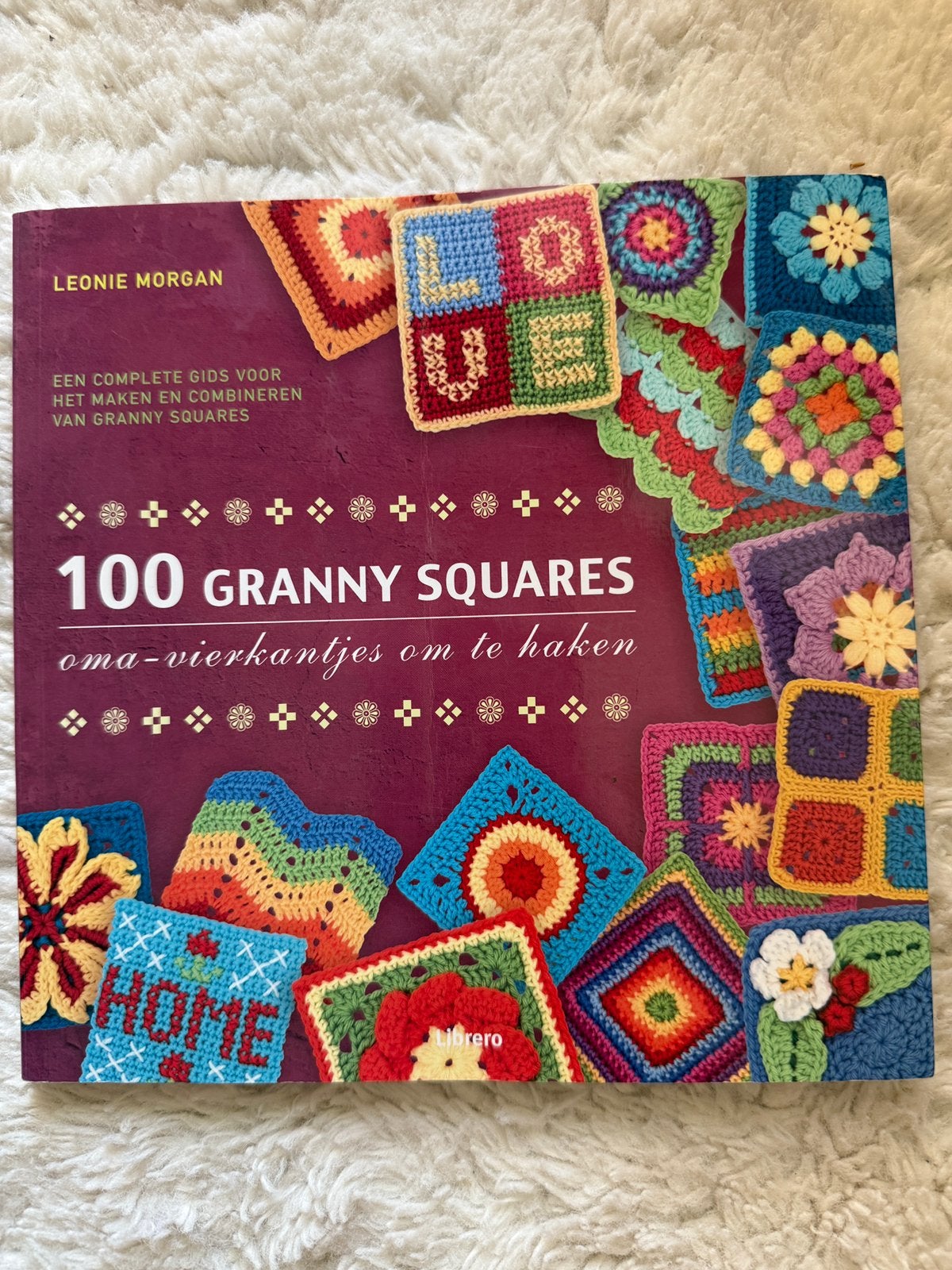 100 granny squares, Ophalen of Verzenden, Zo goed als nieuw, Overige onderwerpen