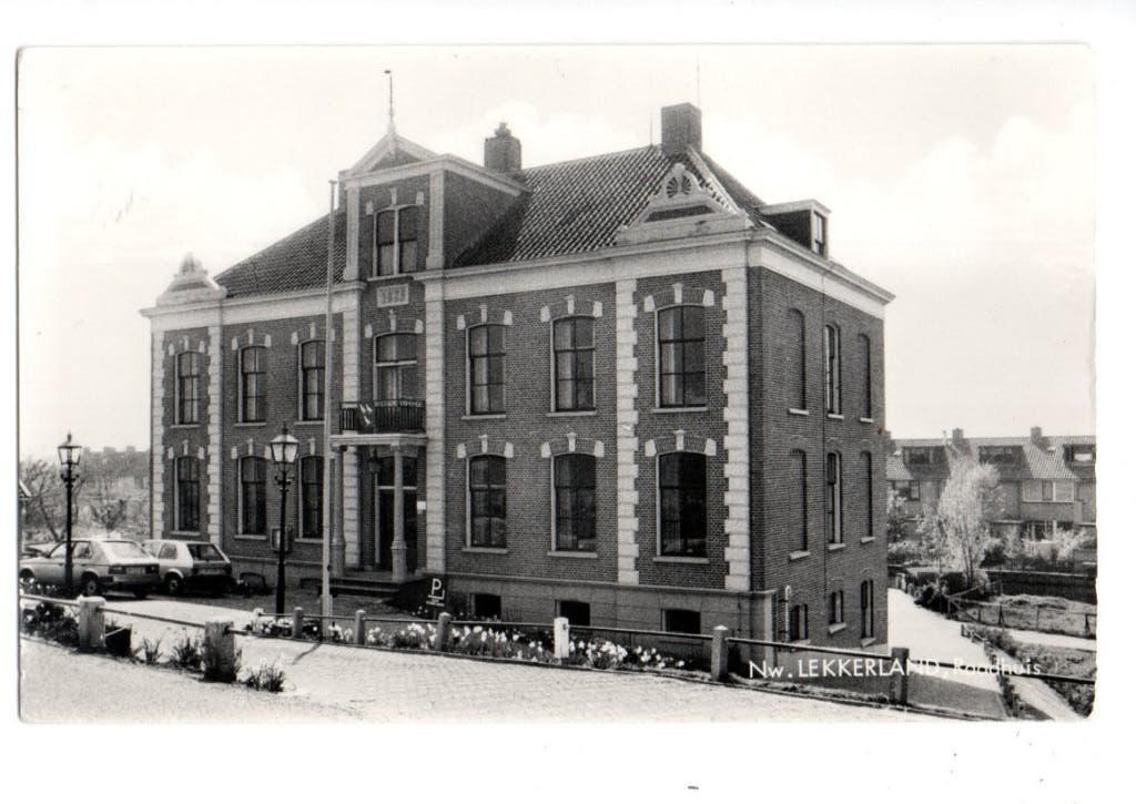 Nw. Lekkerland.  Raadhuis.  **, Verzenden, 1960 tot 1980, Ongelopen, Zuid-Holland