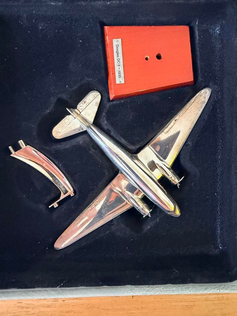 Zilveren Douglas DC-3 model 1935 - Silver Classics Atlas, Verzamelen, Ophalen of Verzenden