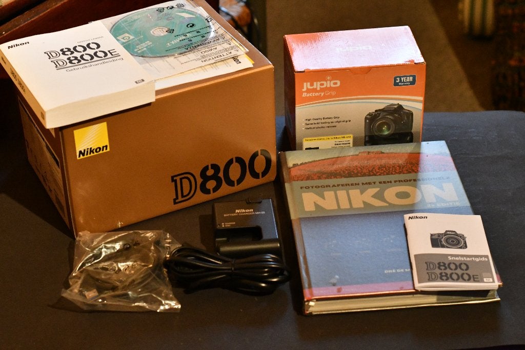 Nikon D800 + Grip, Ophalen, Gebruikt, Spiegelreflex, Nikon
