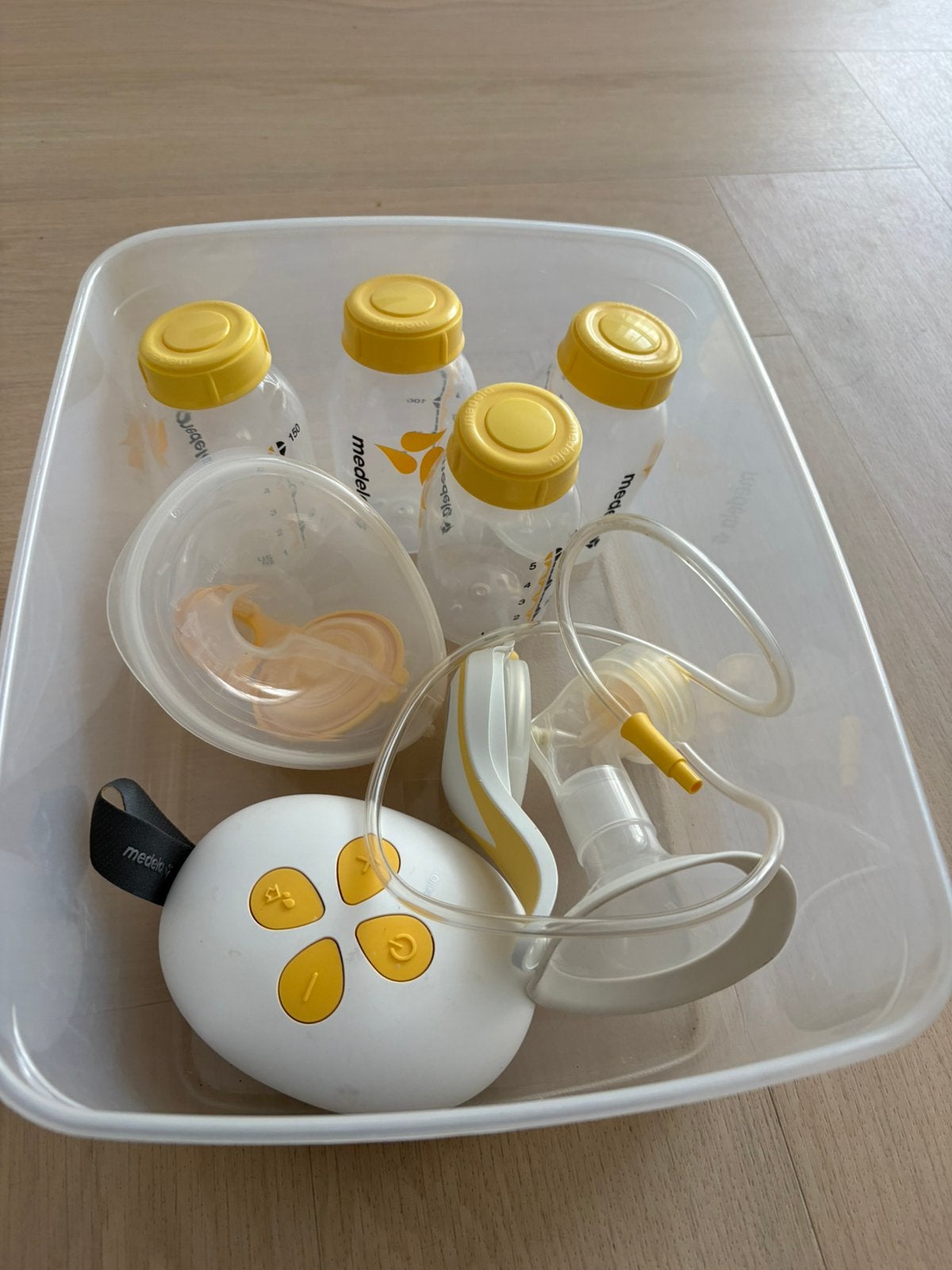 Medela kolf set, Ophalen of Verzenden, Zo goed als nieuw, Borstkolf