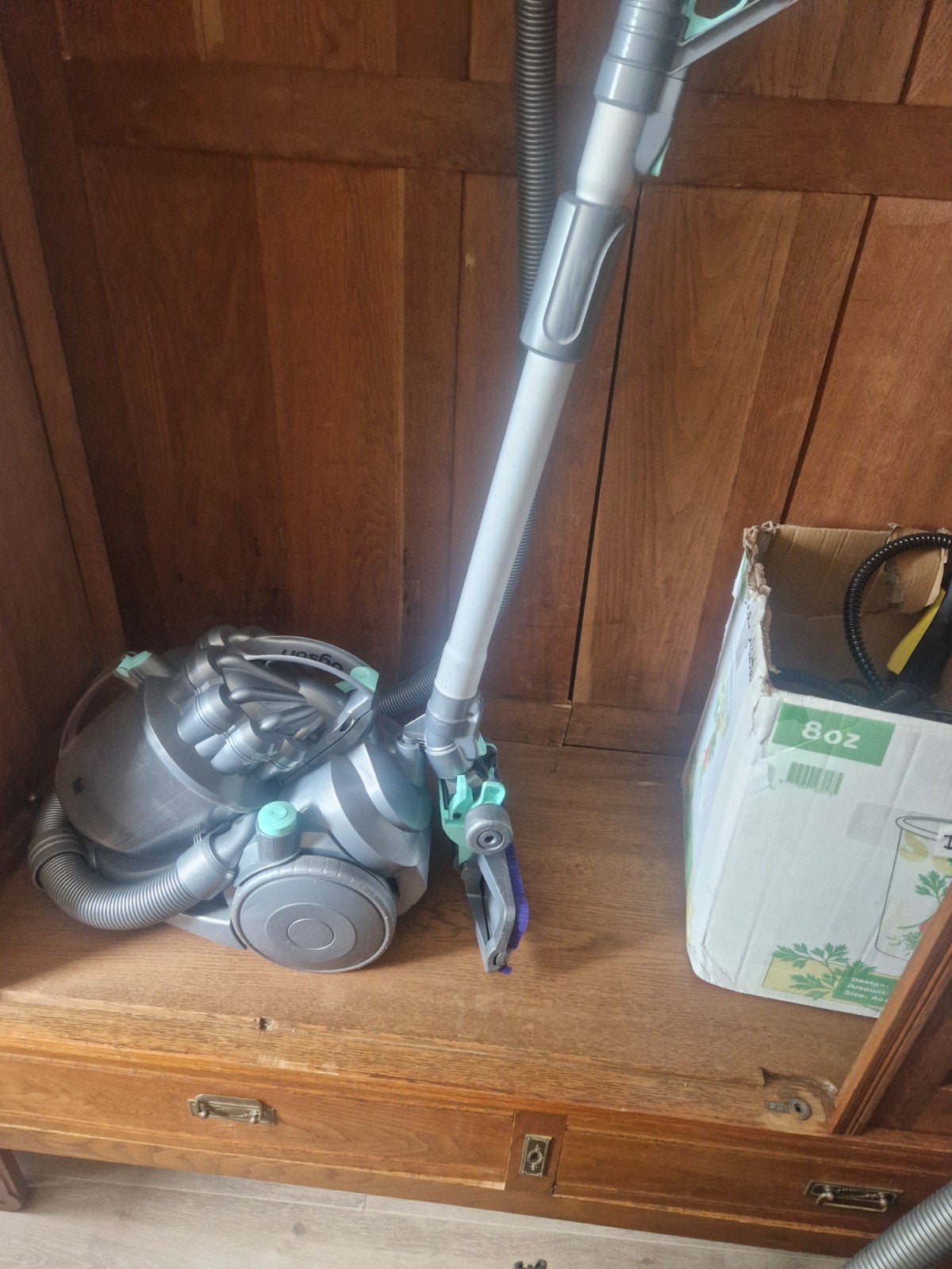 Dyson DC08 Stofzuiger - Nieuwe Motor, Filters & Accessoires, Inclusief accessoires, Refurbished, Ophalen of Verzenden, Dyson