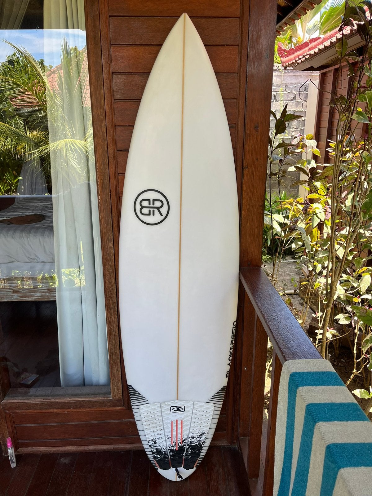 Blank & Resin Magic Surfboard 5’11 - 27.9L, Ophalen, Zo goed als nieuw, Shortboard