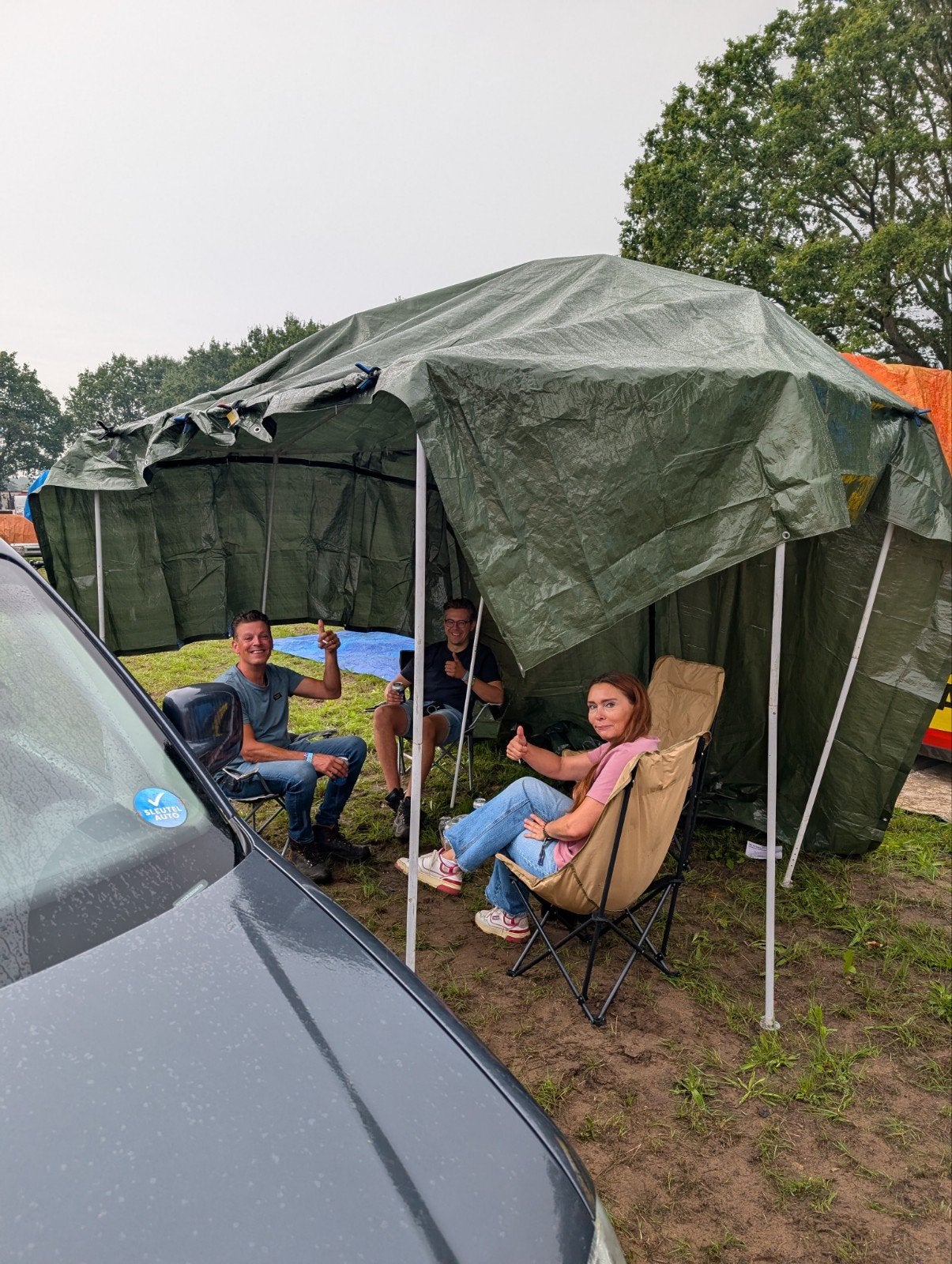 Partytent / Feesttent - Ideaal voor evenementen, Ophalen of Verzenden, Gebruikt, Tot en met 4