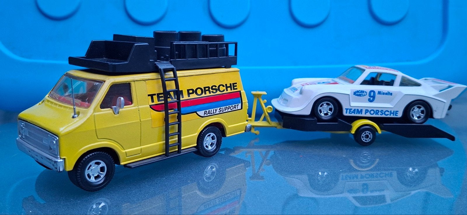 Matchbox Team Porsche Rally Support met RACEWAGEN BIEDEN, Ophalen of Verzenden, Gebruikt