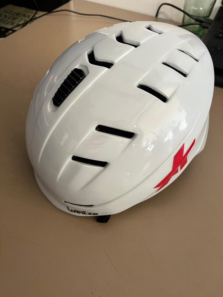 Wedze wintersport helm, Kleding | Heren, Wintersportkleding, Zo goed als nieuw, Overige typen, Ophalen of Verzenden