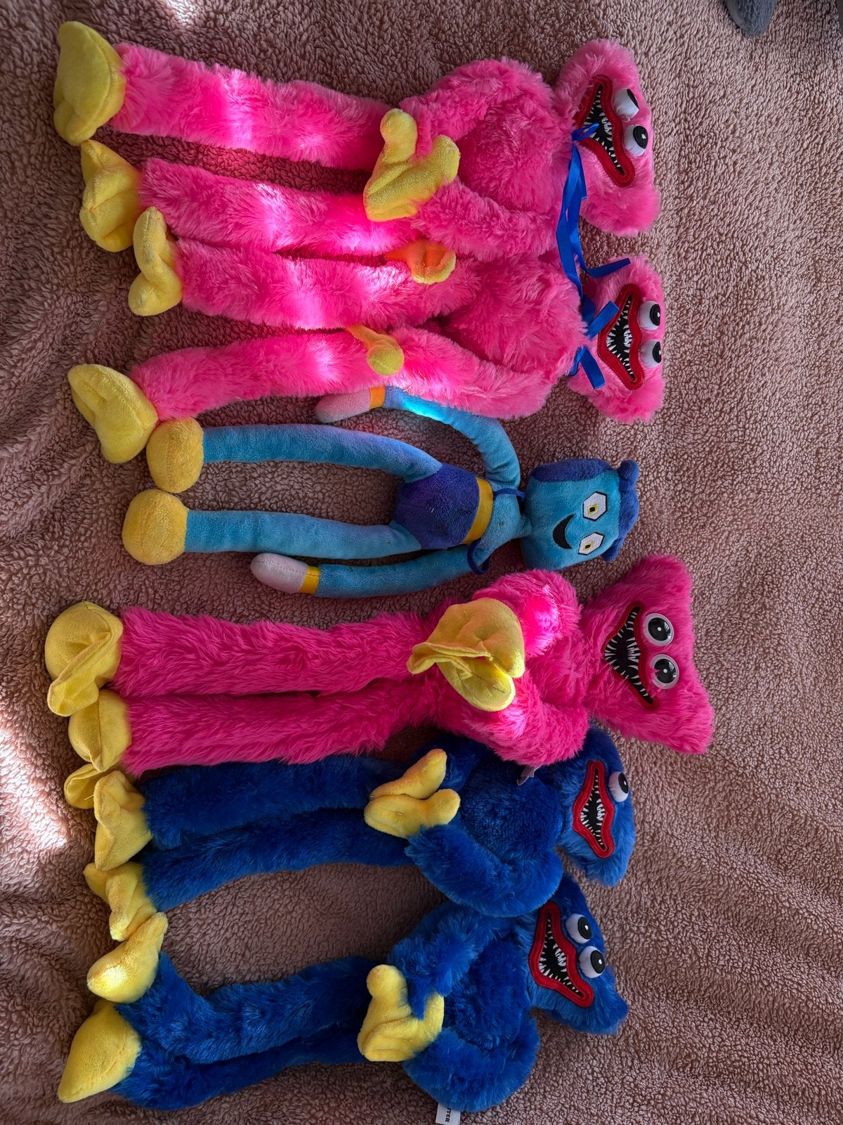 Huggy Wuggy en Kissy Missy knuffels - Diverse kleuren, Gebruikt, Overige karakters, Overige typen, Ophalen of Verzenden