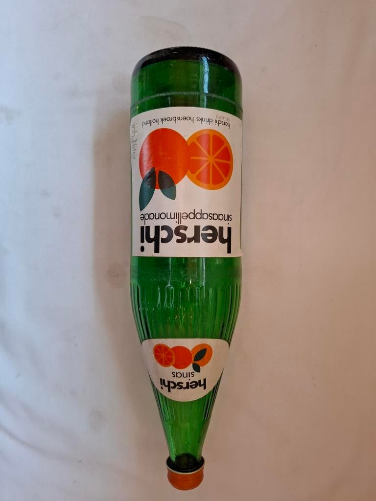 Mooie limonade fles van de Herschi uit Hoensbroek, Verzamelen, Ophalen of Verzenden, Gebruikt, Verpakking