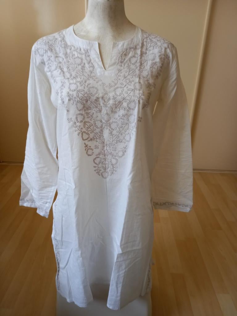 Lange dunne Indiase kaftan blouse maat S, 36-38, geborduurd, Capsicum, Wit, Nieuw, Ophalen of Verzenden