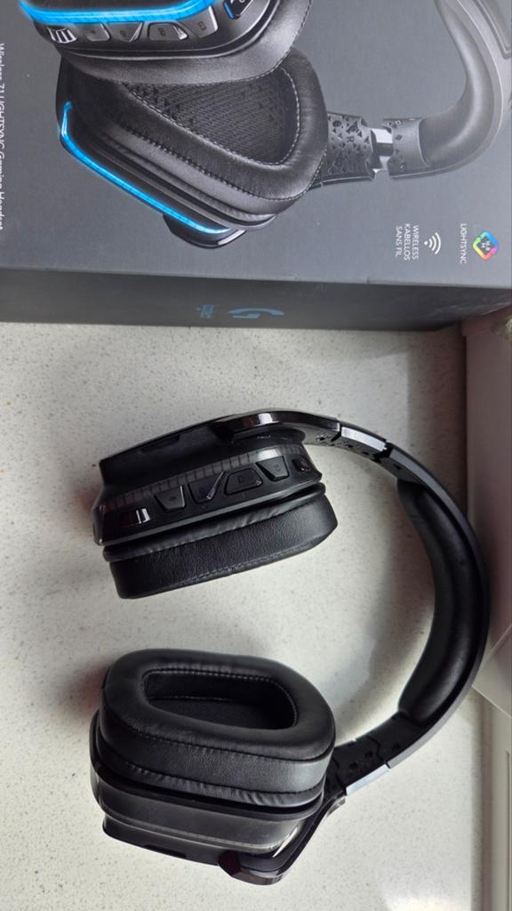 Logitech G935 gamingheadset, Computers en Software, Headsets, Gebruikt, Logitech, Mute-functie, Ophalen of Verzenden