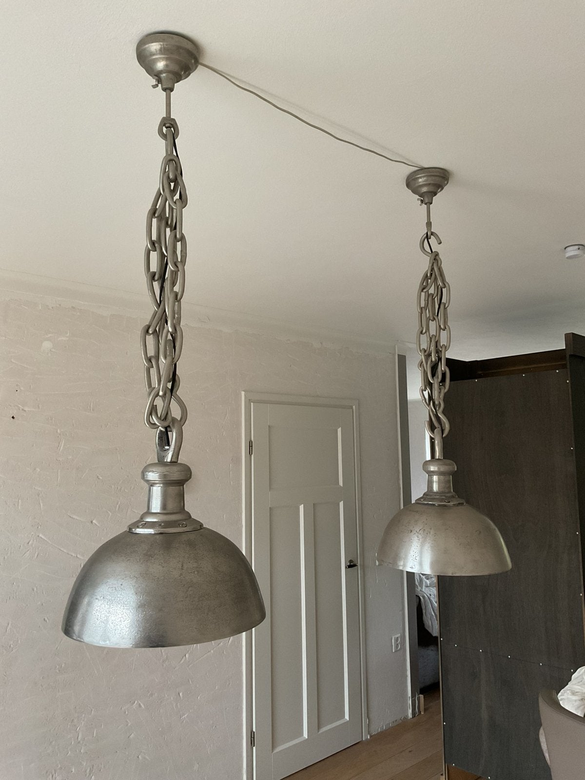 2 ronde PTMD Alu Rough hanglampen, Zo goed als nieuw, Metaal, Industrieel, E27 (groot)