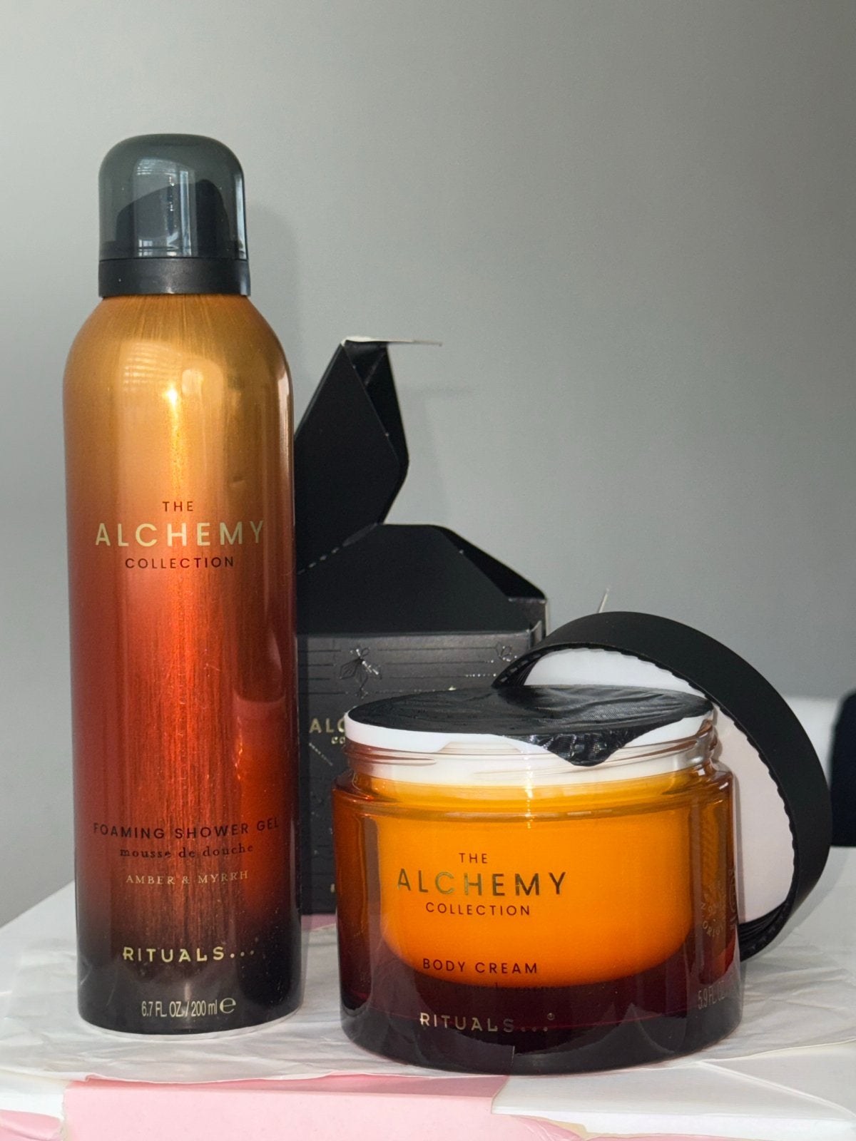 Rituals The Alchemy Collection: Douchegel & Bodycrème, Sieraden, Tassen en Uiterlijk, Ophalen of Verzenden, Nieuw, Bad & Douche