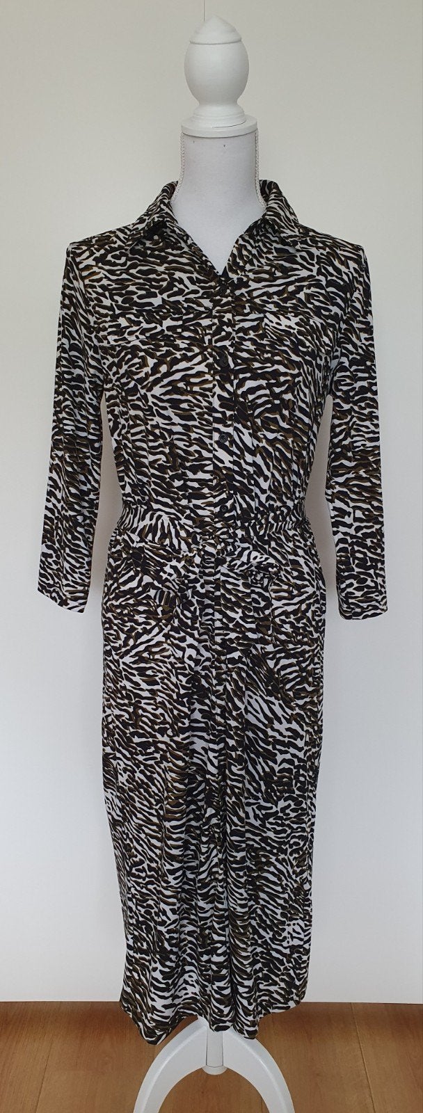 Norah zebraprint lange jurk maat 38. Beige, groen en zwart., Maat 38/40 (M), Zwart, Ophalen of Verzenden, Zo goed als nieuw