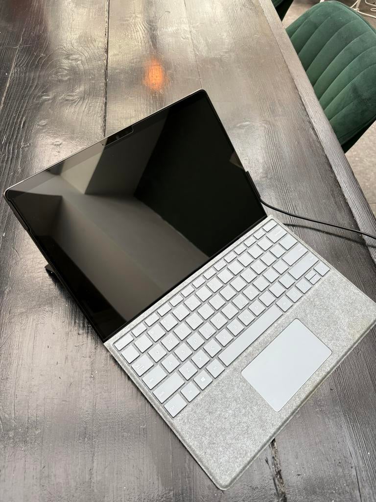 Microsoft Surface Pro 8 i7/16gb ram/256gb compleet pakket, 13 inch, Touchscreen, Ophalen of Verzenden, Zo goed als nieuw