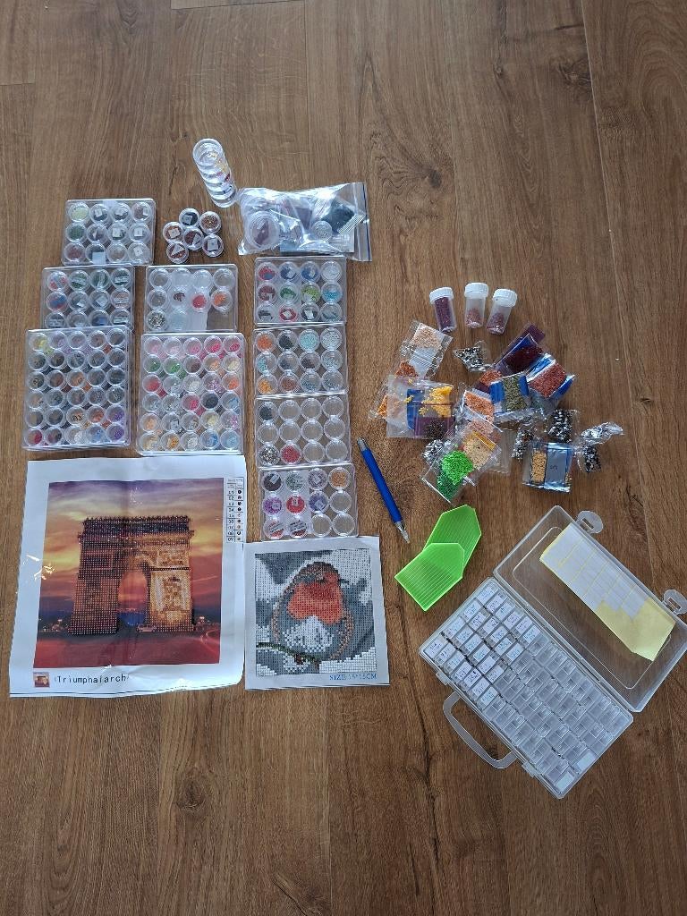 Heel veel Diamond painting steentjes, Ophalen, Zo goed als nieuw, Knutselwerk