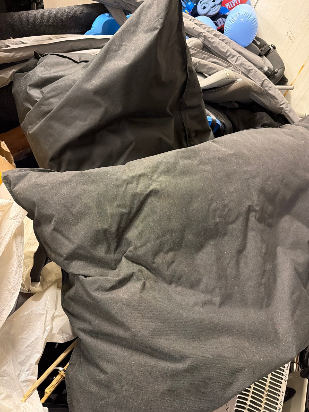 Zwarte zitzak voor buitenmeubilair of trampoline, Ophalen of Verzenden, Gebruikt