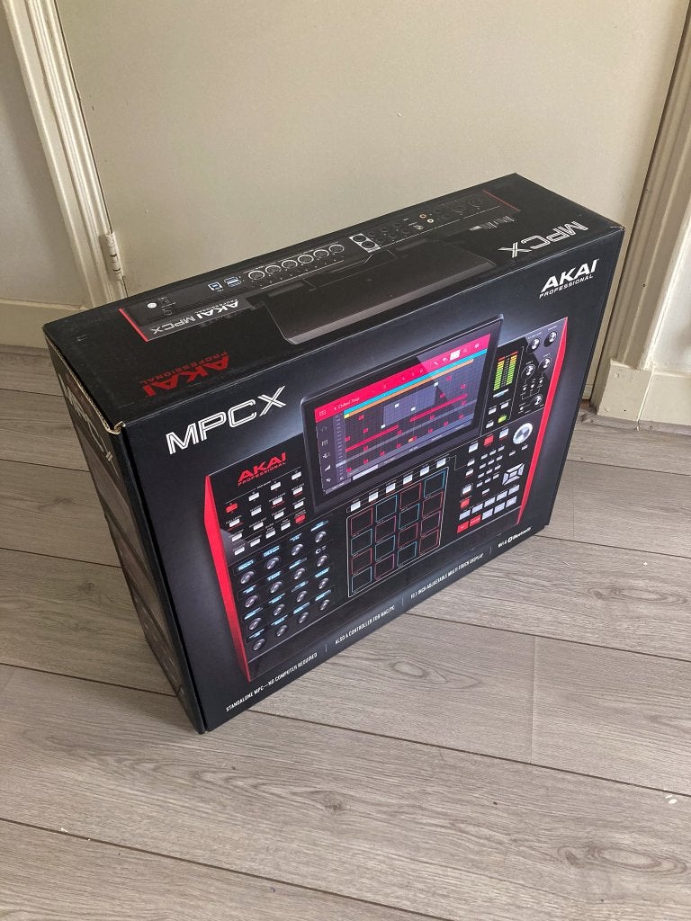 Akai MPC X + Magma CTRL Case Flight Bag met stofkap, Ophalen, Zo goed als nieuw