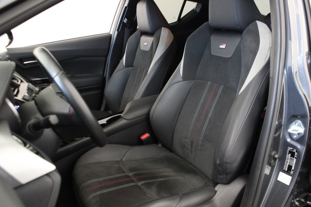 Toyota C-HR 2.0 Hybrid Executive |GR| (bj 2023, automaat), Auto's, 4 cilinders, Bedrijf, 19 km/l, Hybride Elektrisch/Benzine
