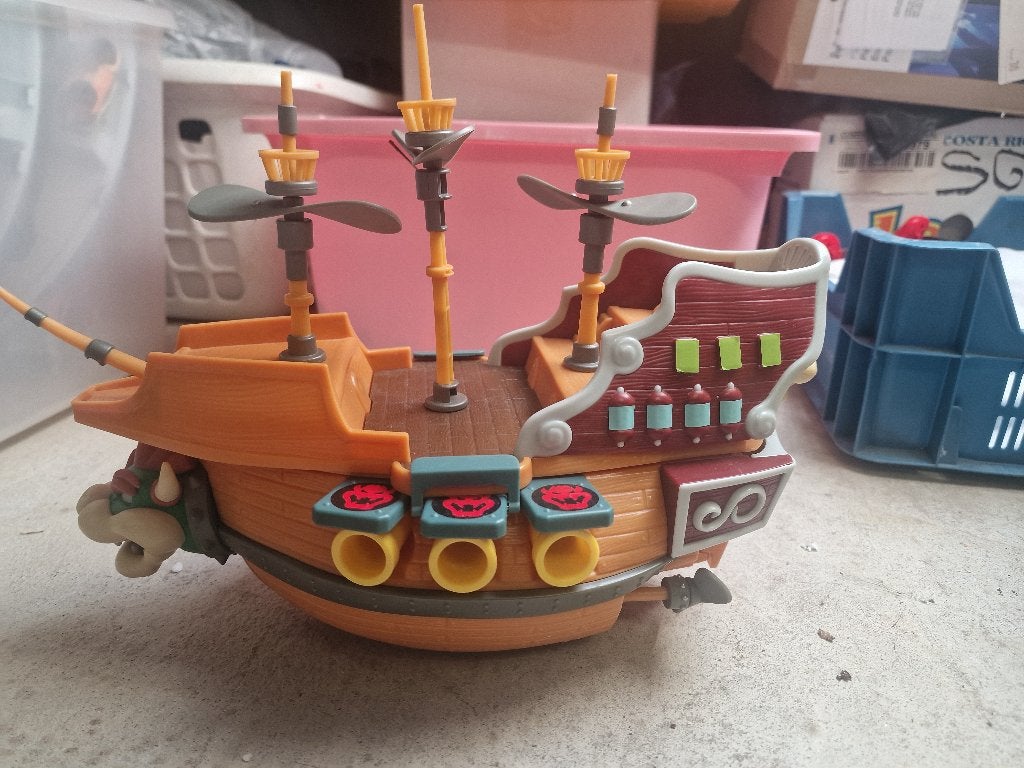 Partij super mario inc bowser schip, Ophalen of Verzenden, Zo goed als nieuw