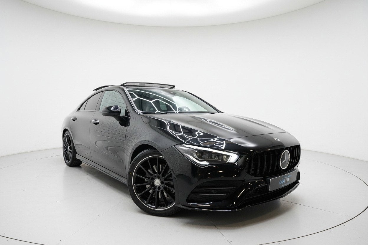 Mercedes-Benz CLA-klasse 200 AMG NIGHT PANO SFEER CAM NAP, Auto's, CLA, Gebruikt, 4 cilinders, 715 kg