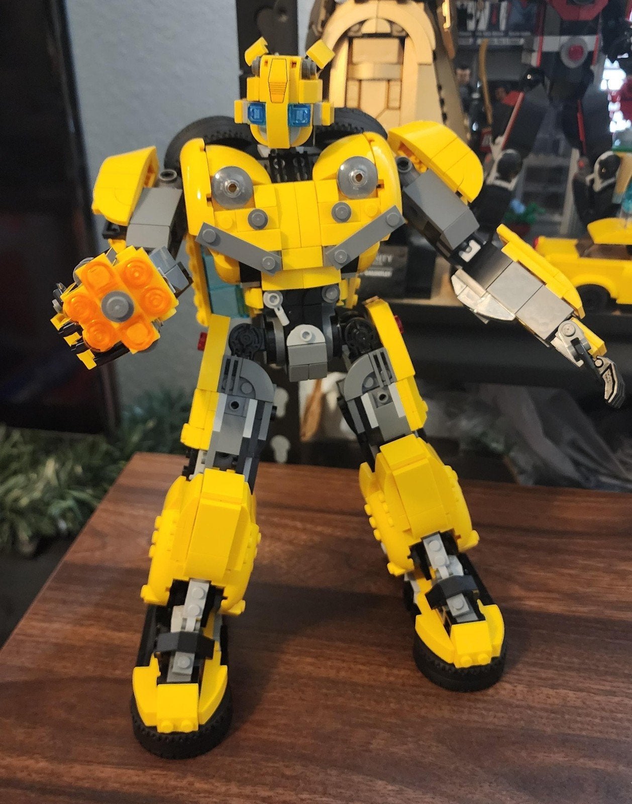 Lego Transformer 10338 bumblebee 
Met doos (mindere staat) ,, Ophalen of Verzenden
