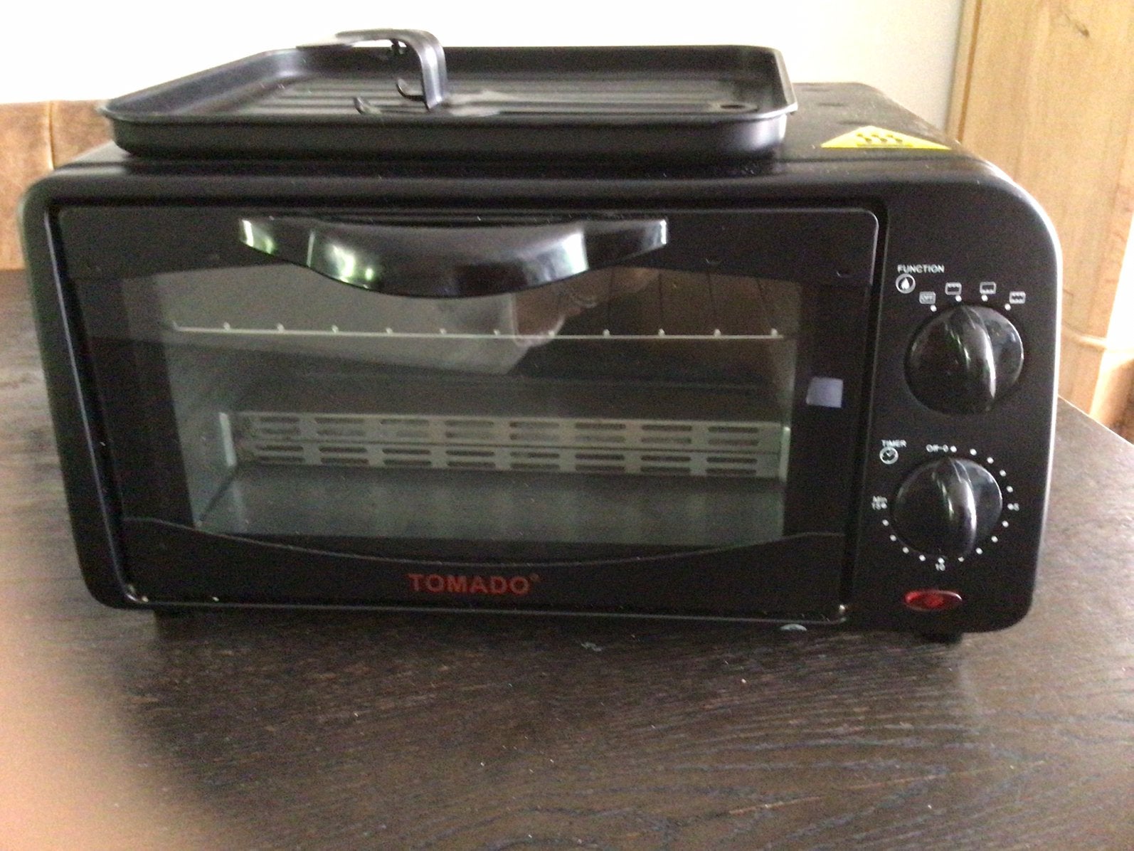 Tomado campingoventje 800 watt, Ophalen, Gebruikt