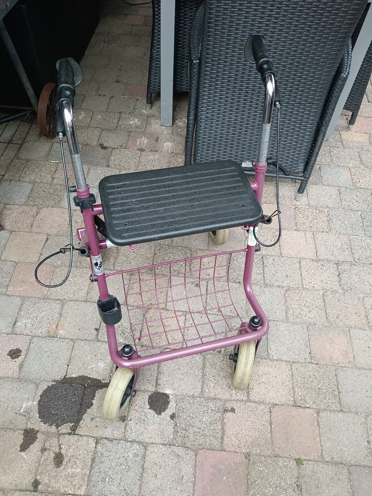 rollator rood, Diversen, Ophalen, Opvouwbaar, Gebruikt