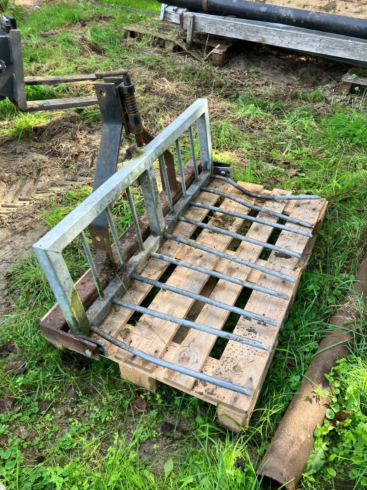 Mestriek tuintrekker, Ophalen, Gebruikt, Transportkar