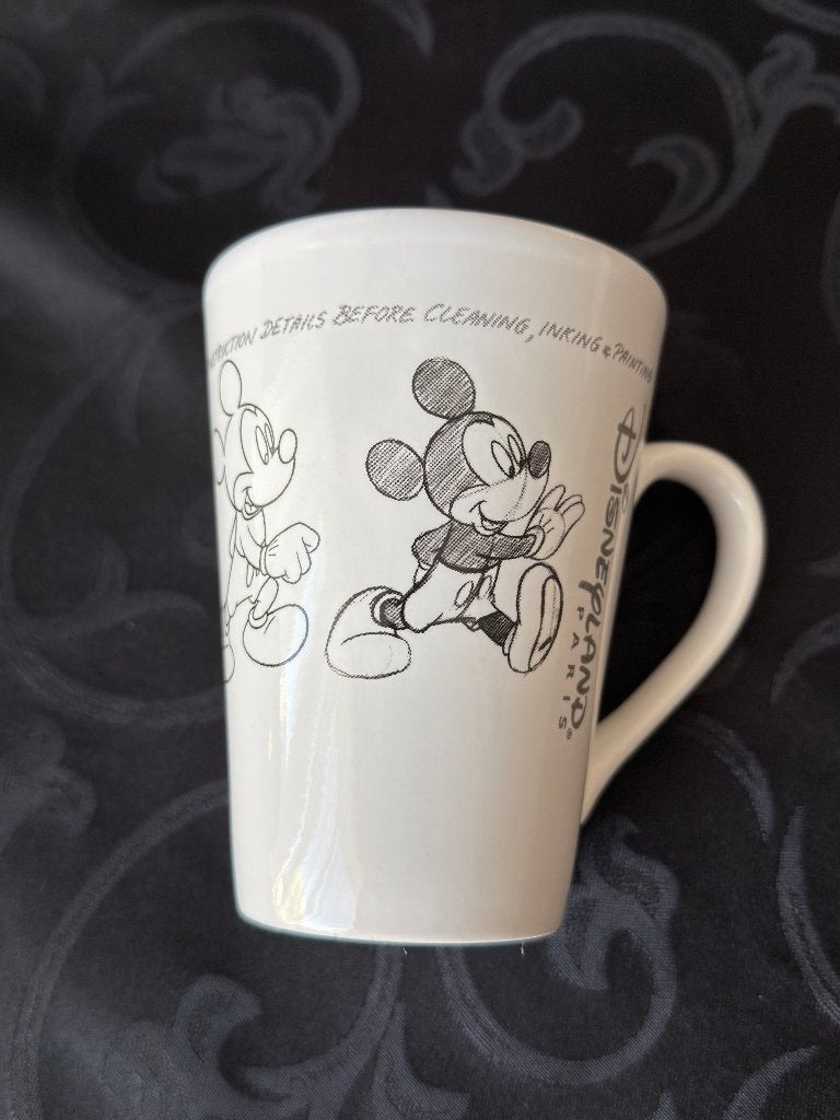 Disneyland Paris "Sketch Animated" Mok - Mickey Mouse, Ophalen of Verzenden, Mickey Mouse, Zo goed als nieuw, Servies
